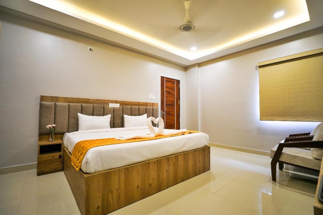 Hotel Ceasta, Beside Us Consulate Hyderabad, Gachibowli Gundipet Luaran gambar